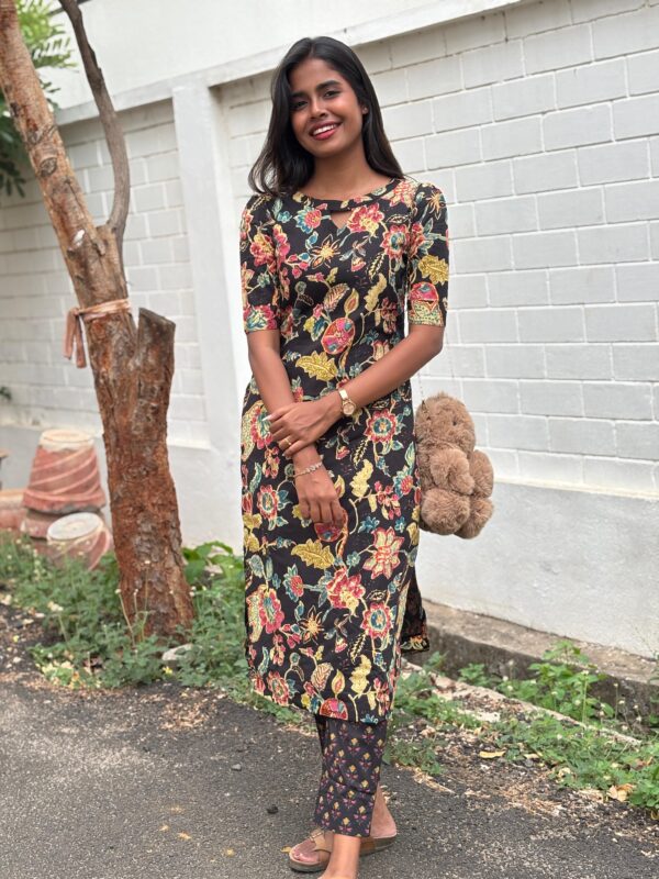 Floral Cotton Kurti Set - Image 6